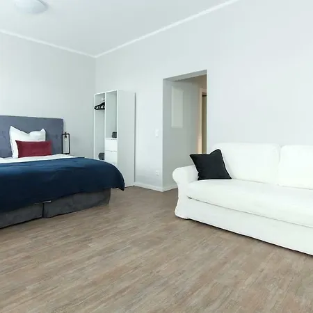 New York - Chillinghouse # 4, 3 Min. Vom Ice, Netflix, Garten Apartment *