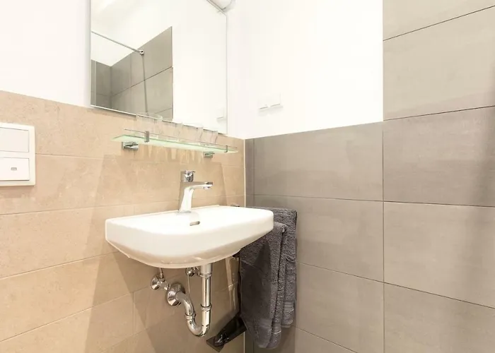 Apartment New York · Chillinghouse # 4, 3 Min. Vom Ice, Netflix, Garten Siegburg